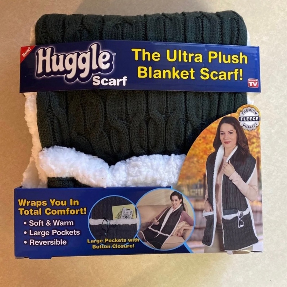 COPY - Hugger Scarf Fleece